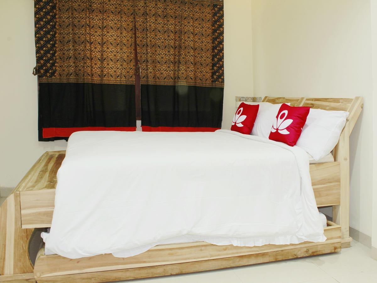Zen Rooms Cassa Dua Pasteur Μπαντούνγκ Εξωτερικό φωτογραφία